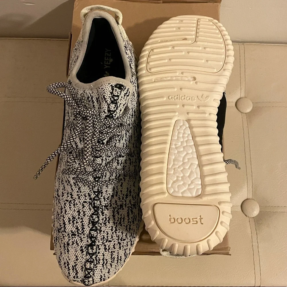 adidas YEEZY- Yeezy Boost 350 “Turtle Dove” sneakers - Picture 3 of 5